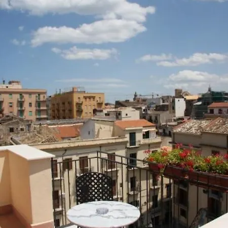 A Terrace In The Heart Of Daire